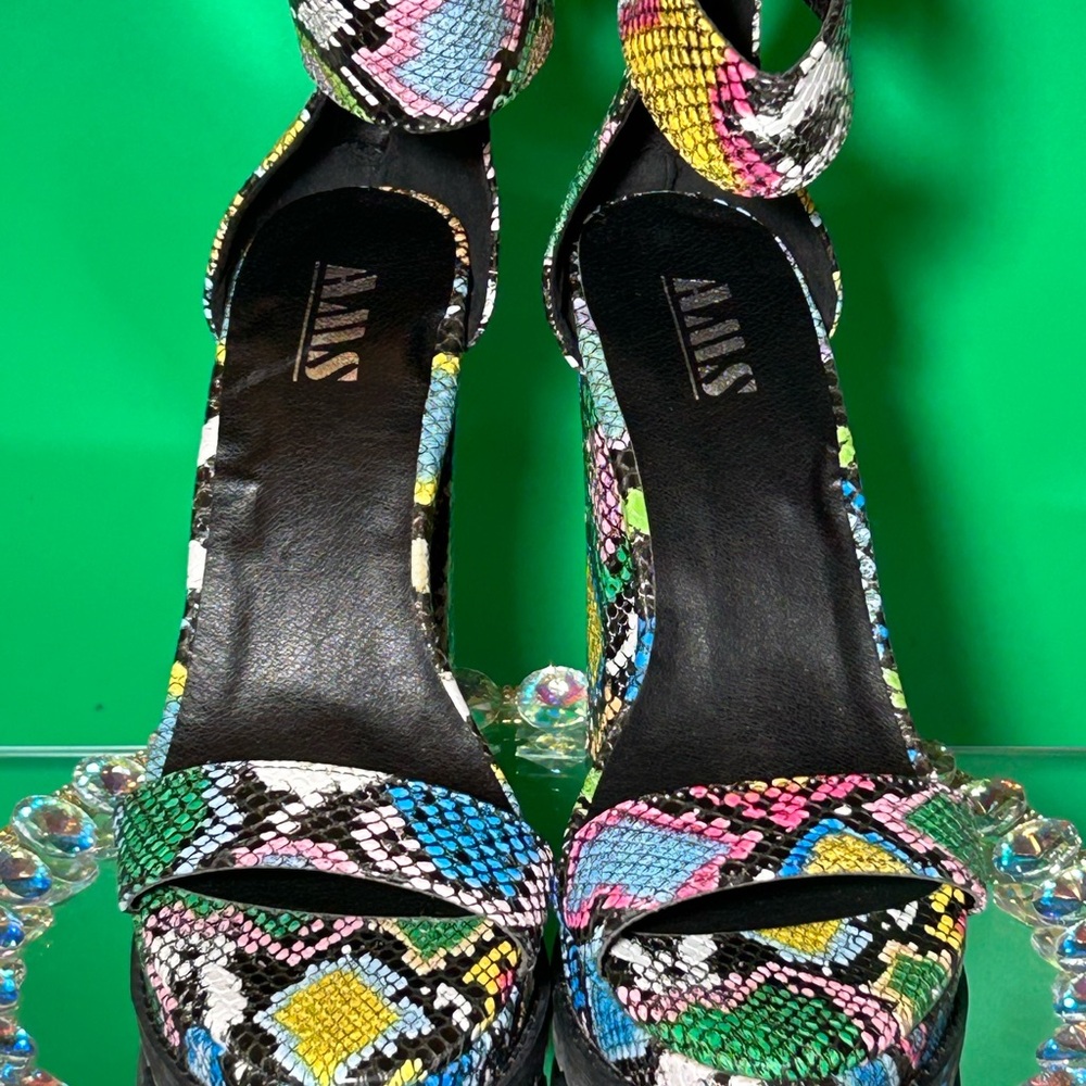 AWS Multicolored Snake Print Platform Heels w/Matching Bag Approximately 7” x 5”
